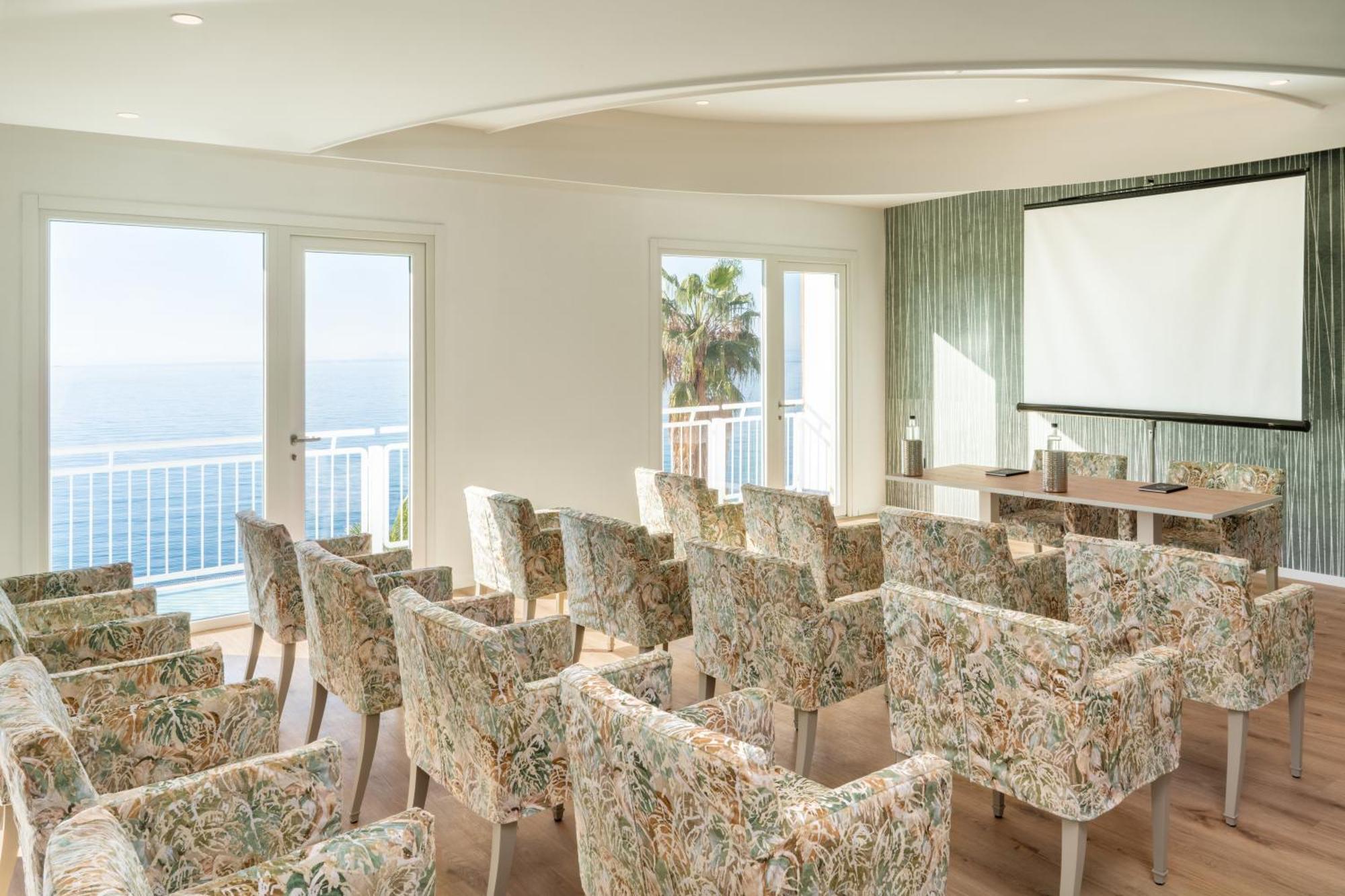 Hotel Delfino Tarente Buitenkant foto