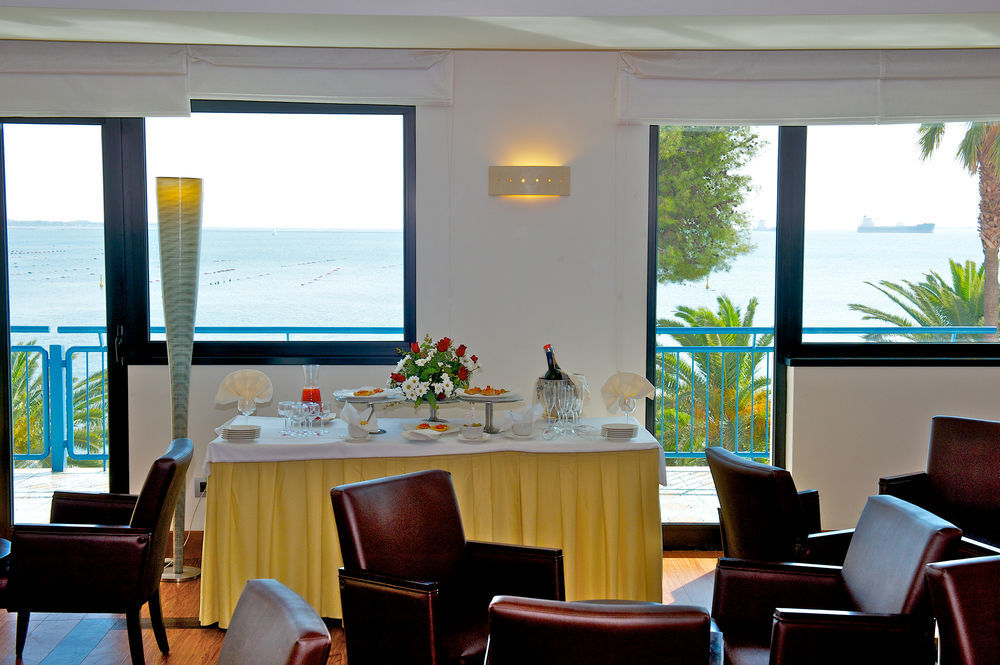 Hotel Delfino Tarente Buitenkant foto