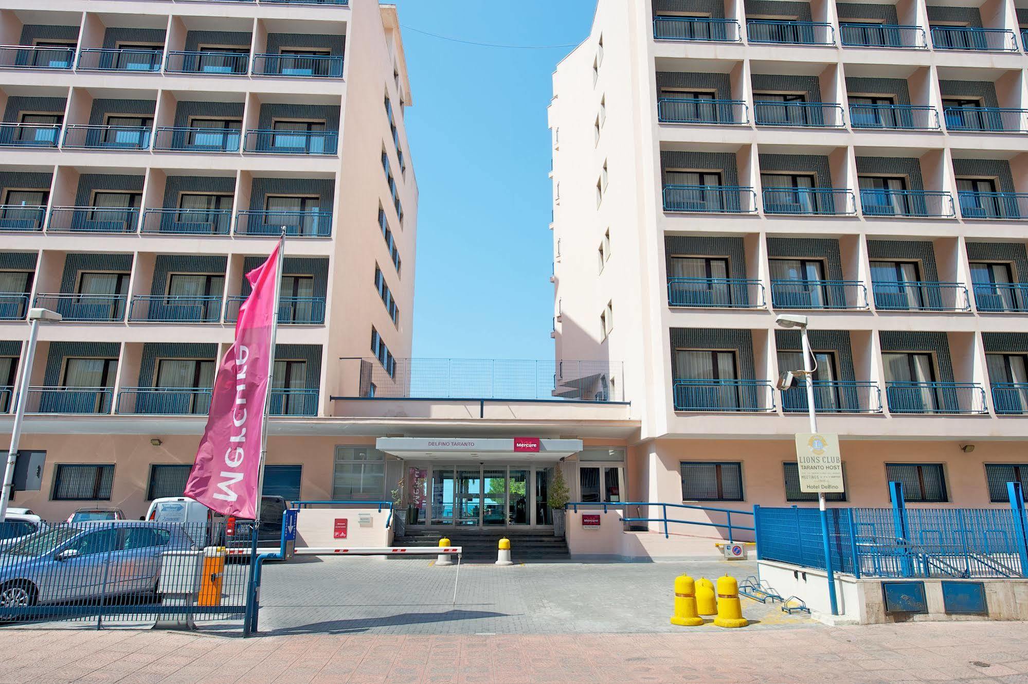 Hotel Delfino Tarente Buitenkant foto